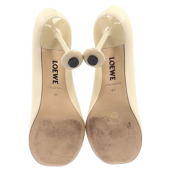 Loewe Toy 90mm Sculpted-Heel Pumps in Cream Calfskin Leather - Picture 6 of 6